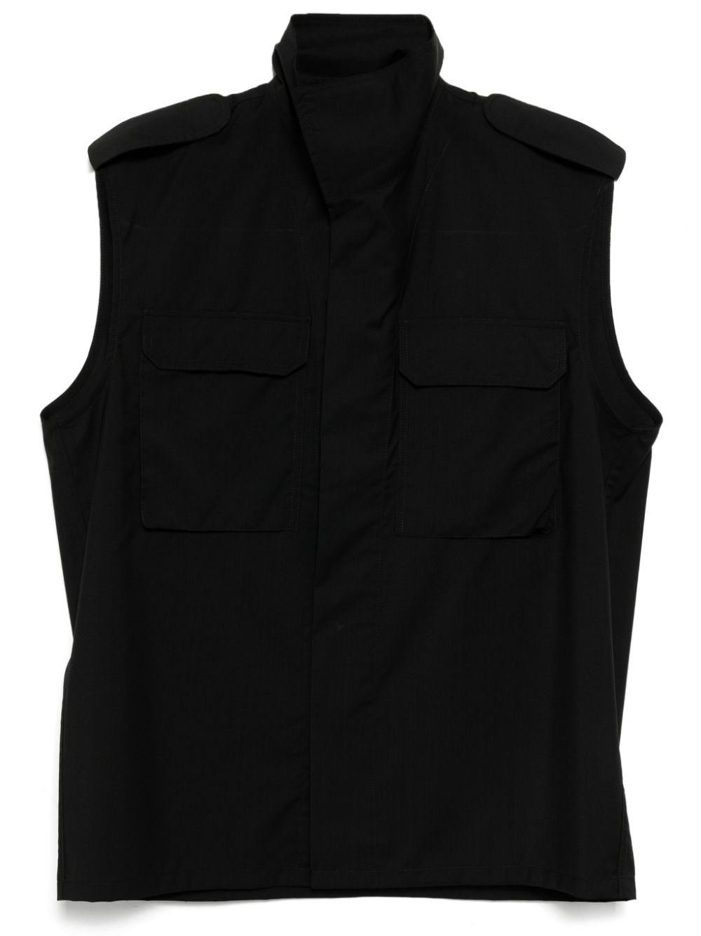 sleeveless shirt