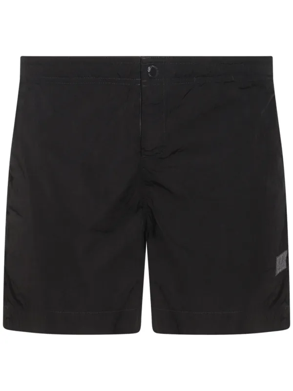 C.P. Company ロゴパッチ ショートパンツ | ブラック | FARFETCH JP