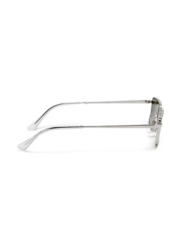 round-frame glasses 