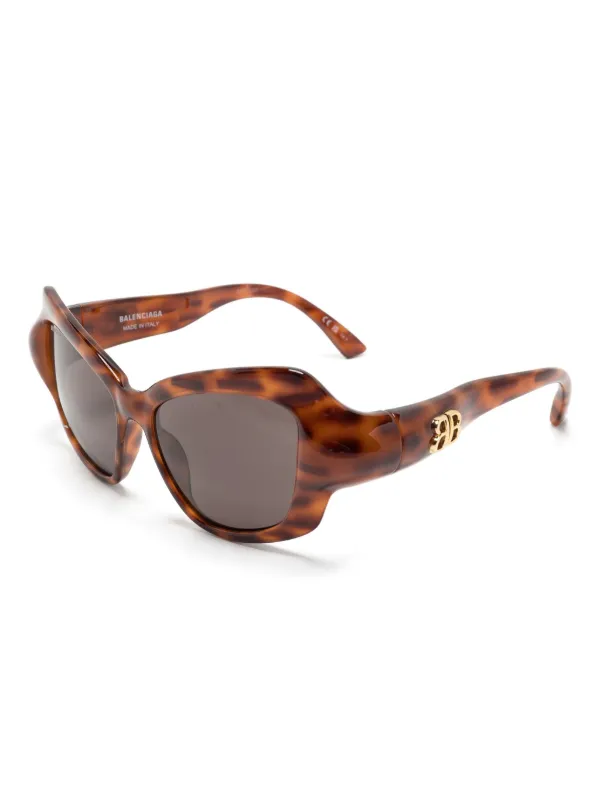 【BALENCIAGA】ボッシーキャット サングラス ブラウン Balenciaga Eyewear Bossy Cat サングラス | ブラウン | FARFETCH JP