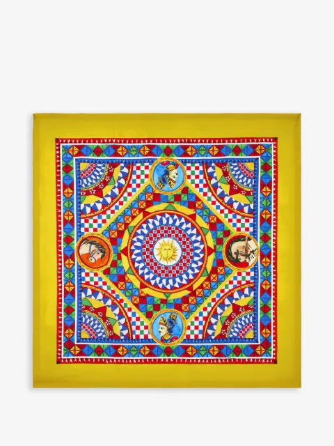 Dolce & Gabbana four-seater printed linen tablecloth