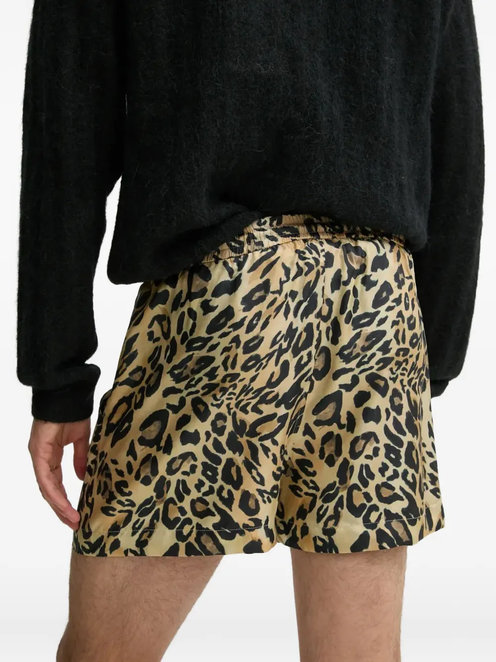 Nanushka Zijden shorts met luipaardprint Beige