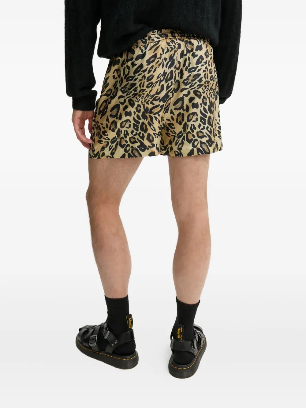 Nanushka Zijden shorts met luipaardprint Beige