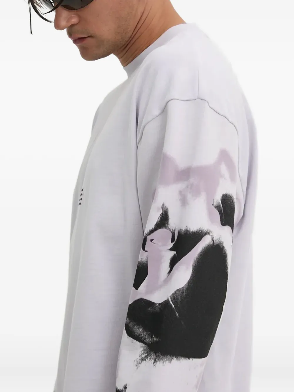 Hugo Boss Long Sleeve Graphic Sweatshirt In Purple