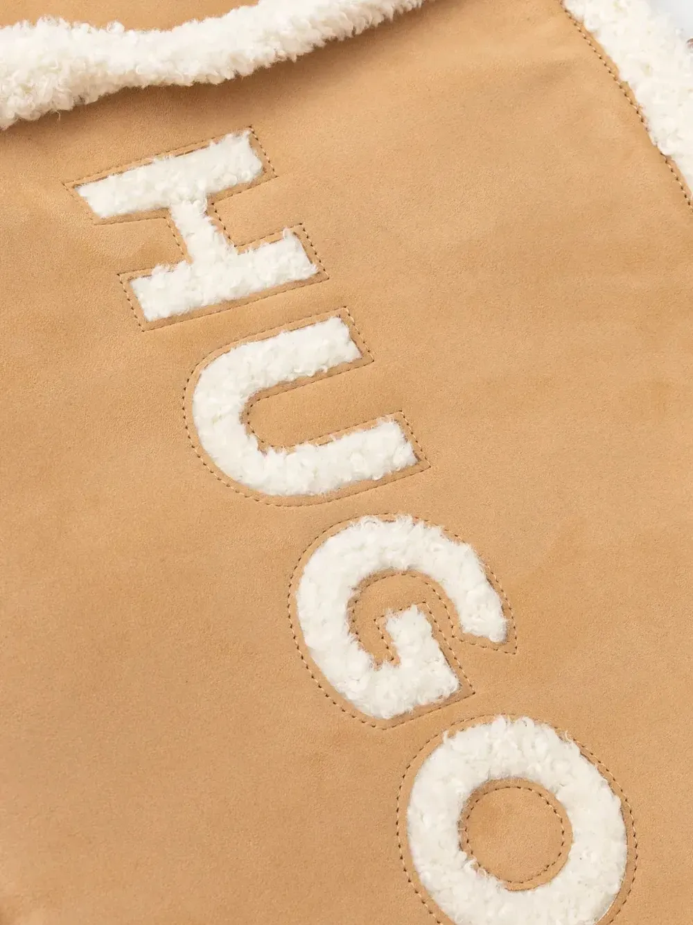 HUGO Becky shopper van imitatielamswol Beige