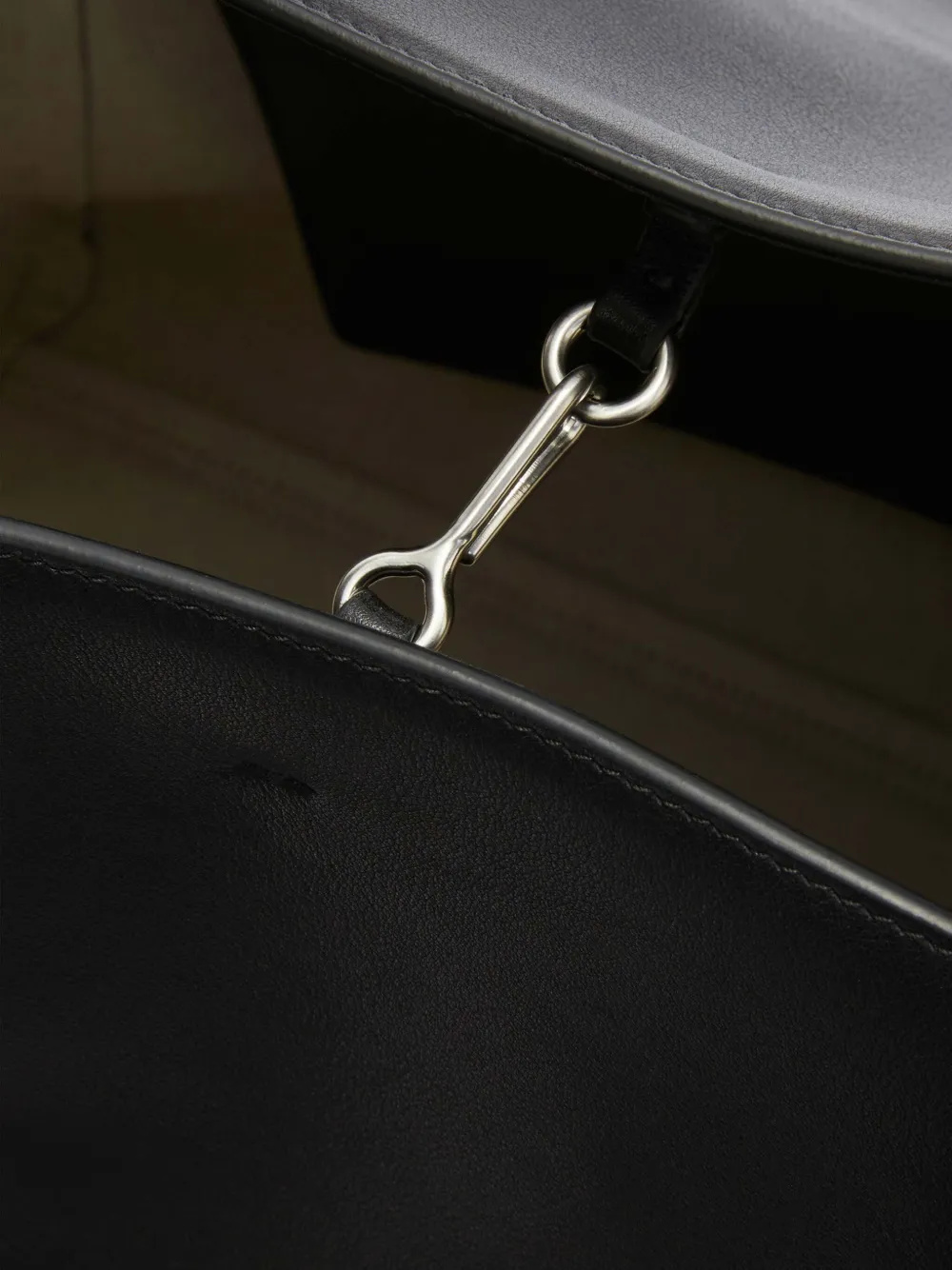 Jil Sander Grote shopper verfraaid met knoop Zwart
