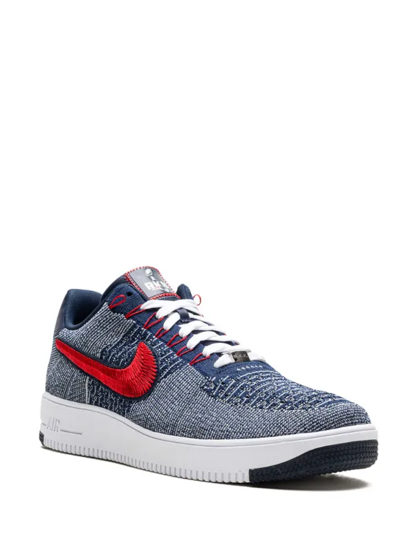 Nike Baskets Air Force 1 Ultra Flyknit Patriots Robert Kraft Wolf Grey Bleu FARFETCH CM