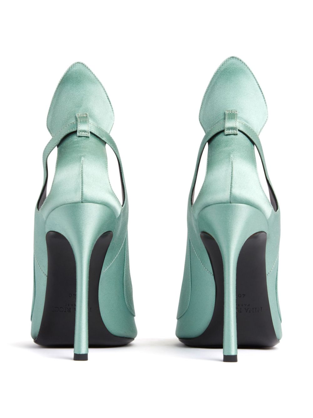 Nina Ricci Satijnen pumps Blauw