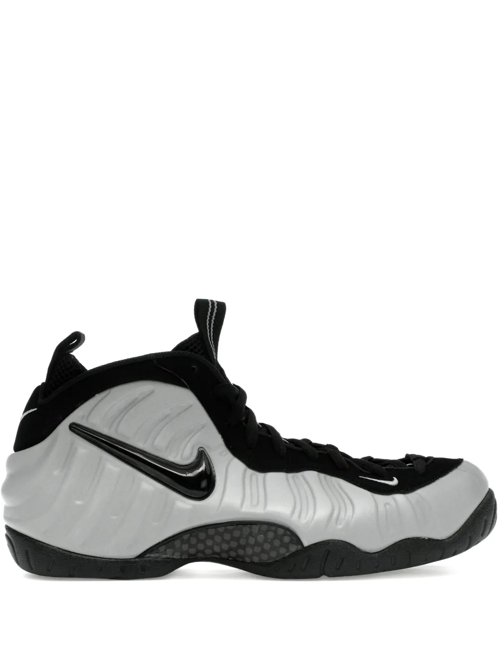 Nike Air Foamposite Pro Sneakers In Gray