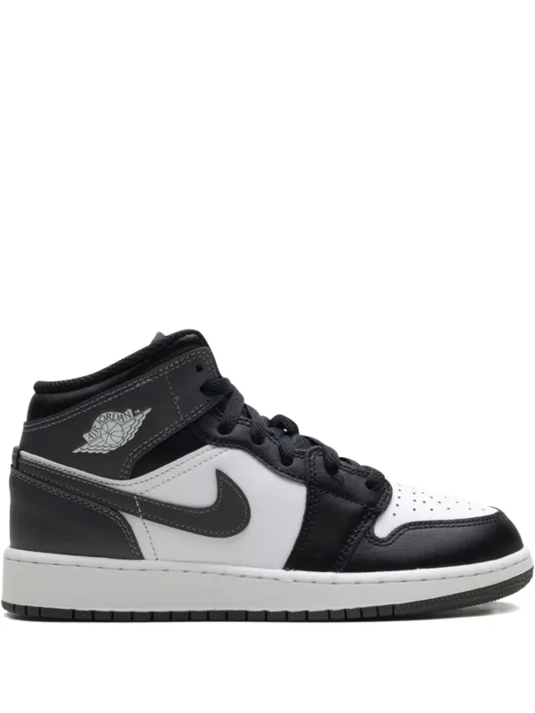 Jordan Air Jordan 1 Mid “Black/ Iron Grey/ White” スニーカー
