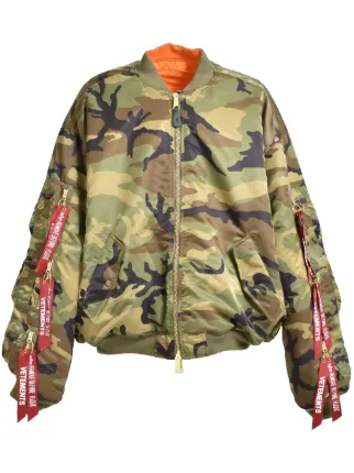 VETEMENTS