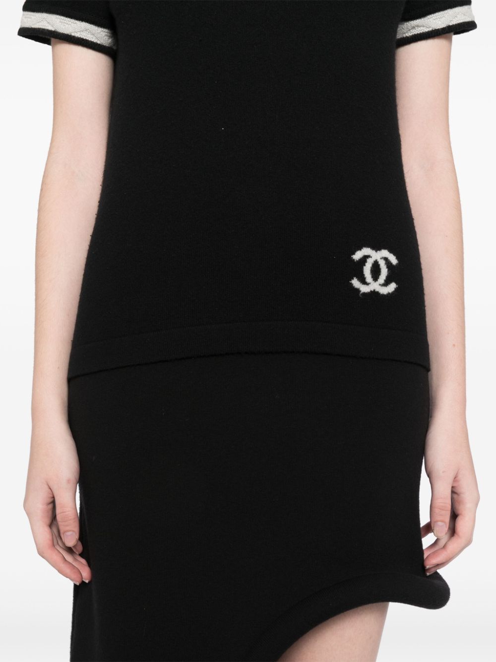 CHANEL 2004 short-sleeved sweater Women