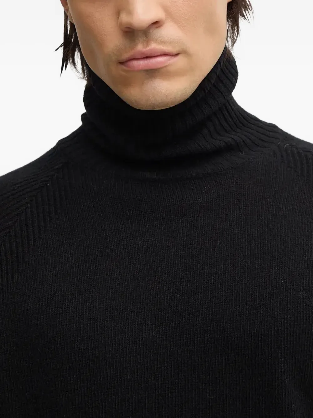 Liu •jo Roll-neck Logo-plaque Sweater In Black