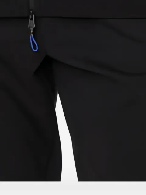 Ea7 Emporio Armani traje deportivo con logo estampado