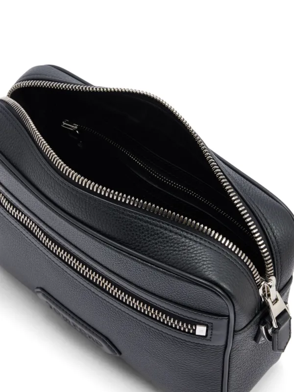 【TOM FORD】レザー ロゴ ジップ付き メッセンジャーバッグ TOM FORD レザー メッセンジャーバッグ | ブラック | FARFETCH JP