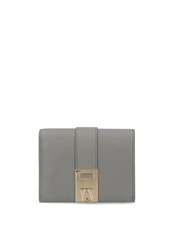 フェラガモ コンパクトウォレット ハグ 775288008 グレー Ferragamo Hug Leather Wallet | Grey | FARFETCH