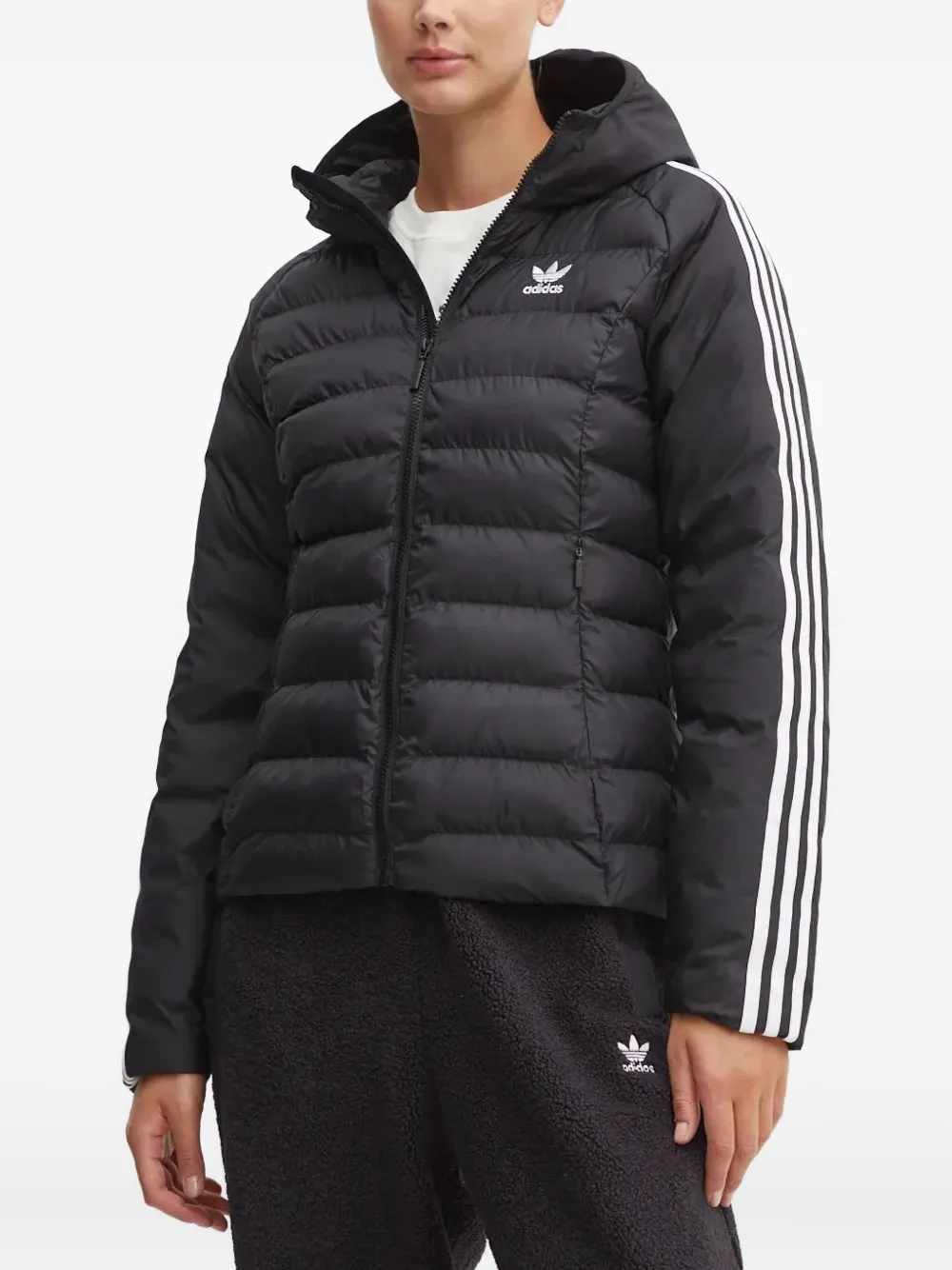 adidas three-stripe hooded puffer jacket - ブラック adidas three-stripe hooded puffer jacket - ブラック