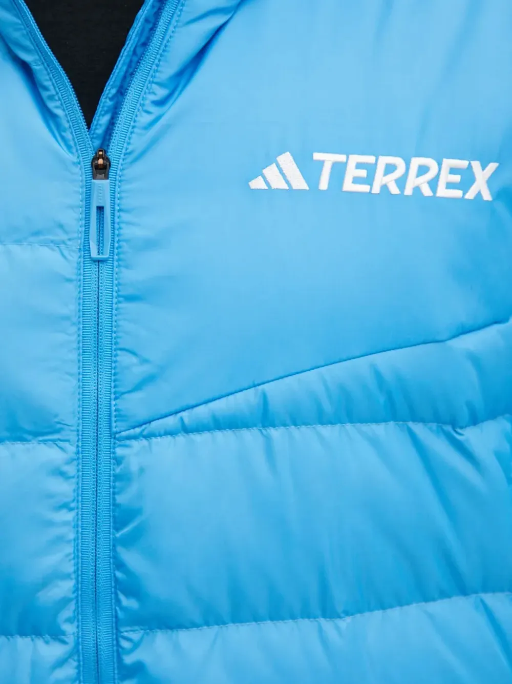 adidas Gewatteerd jack met capuchon Blauw