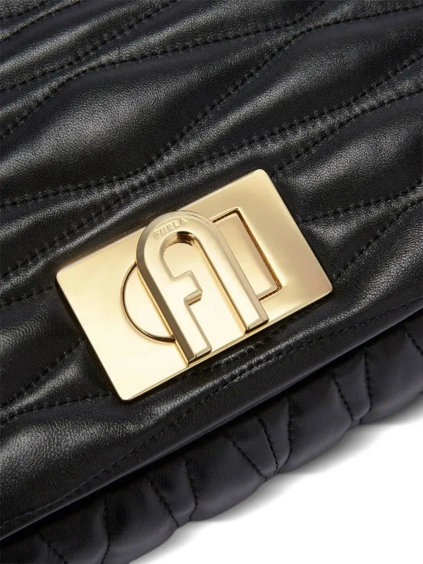 FURLA ブラック キルティング ハンドバッグ Furla キルティング ショルダーバッグ | ブラック | FARFETCH JP