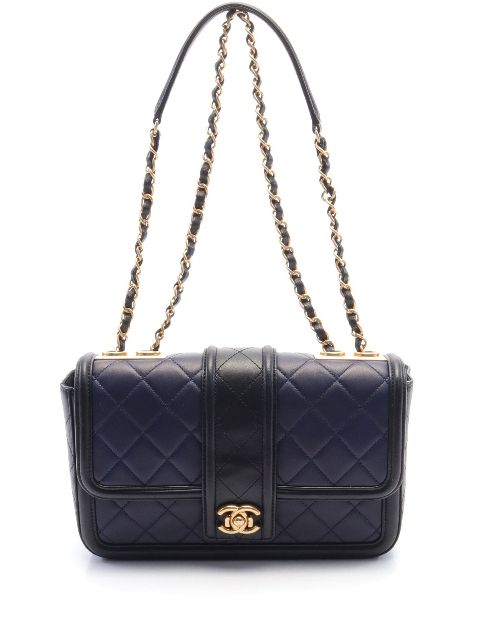 CHANEL 2016-2017 CC quilted shoulder bag Women