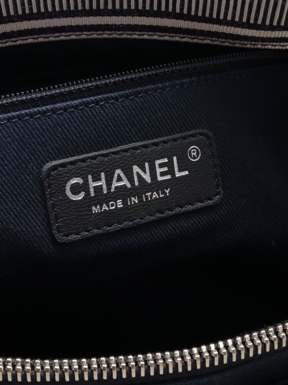 CHANEL 2014-2015 CC denim shoulder bag Women