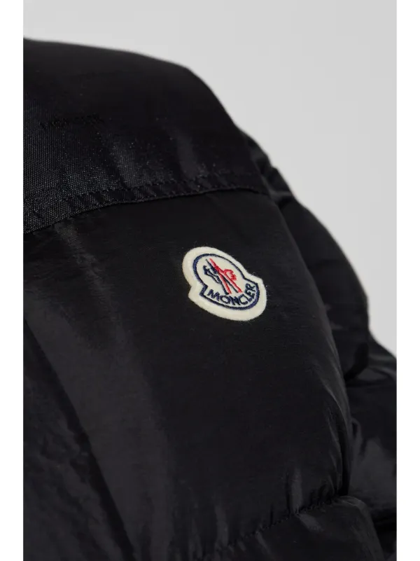 極美品 MONCLER \"VERONE ベローヌ\" 国内正規品 ブラック T1 モンクレール リアイコン第3弾に80年代のアイコン「ヴェローネ」が登場