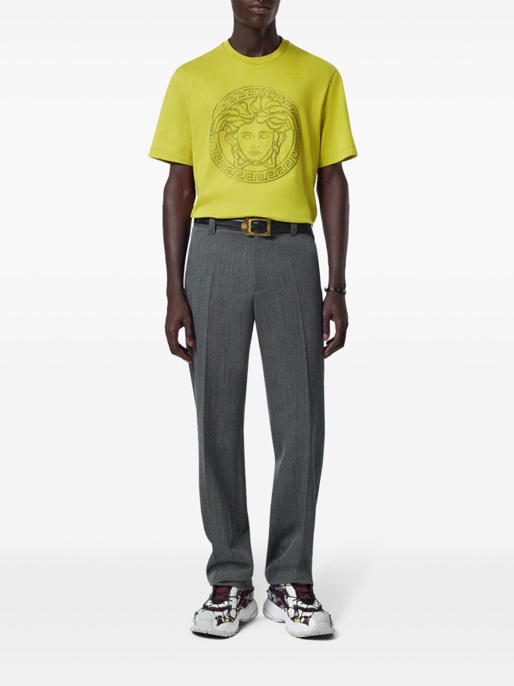 Versace T-shirt met geborduurd Medusa logo - Geel