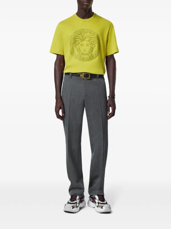 【VERSACE】Embroidered Logo T-shirt Yellow Versace logo-embroidered T-shirt | Yellow | FARFETCH CA