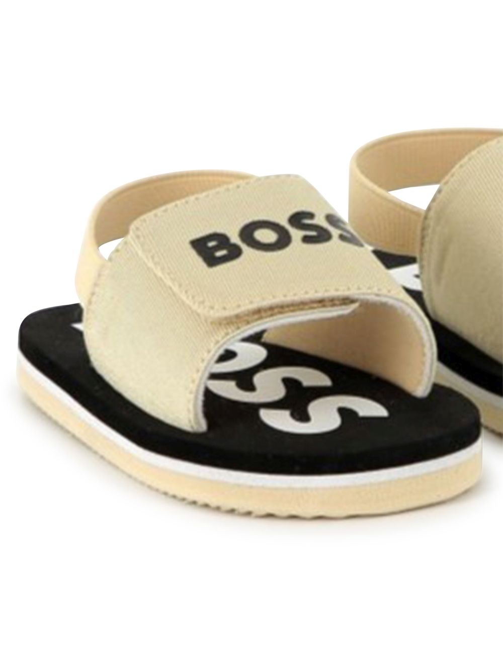 BOSS Kidswear logo-print sandals - Neutrals