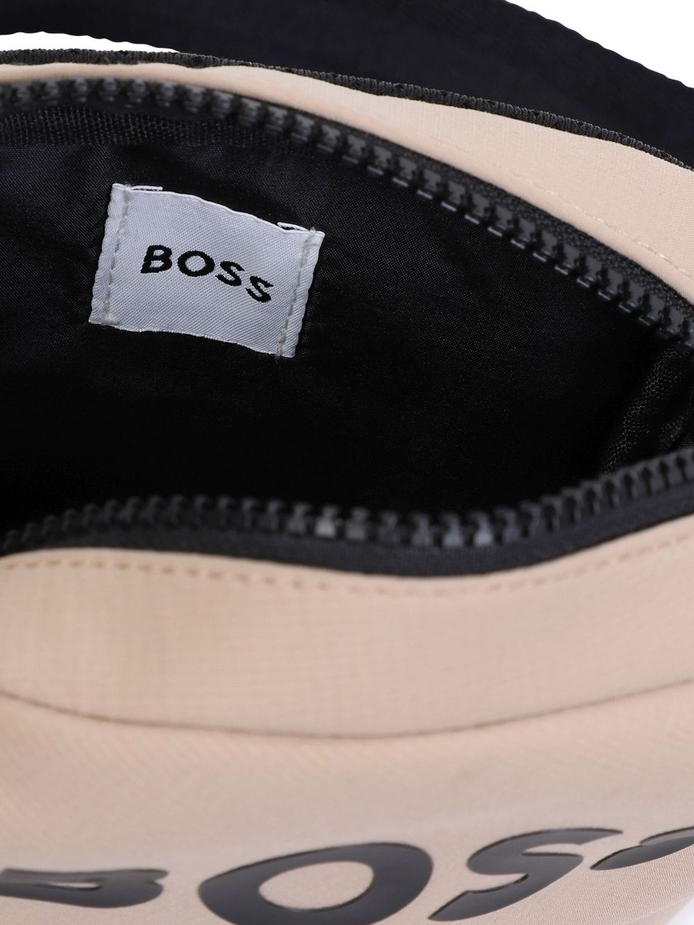 BOSSWEAR LOGO斜挎包 