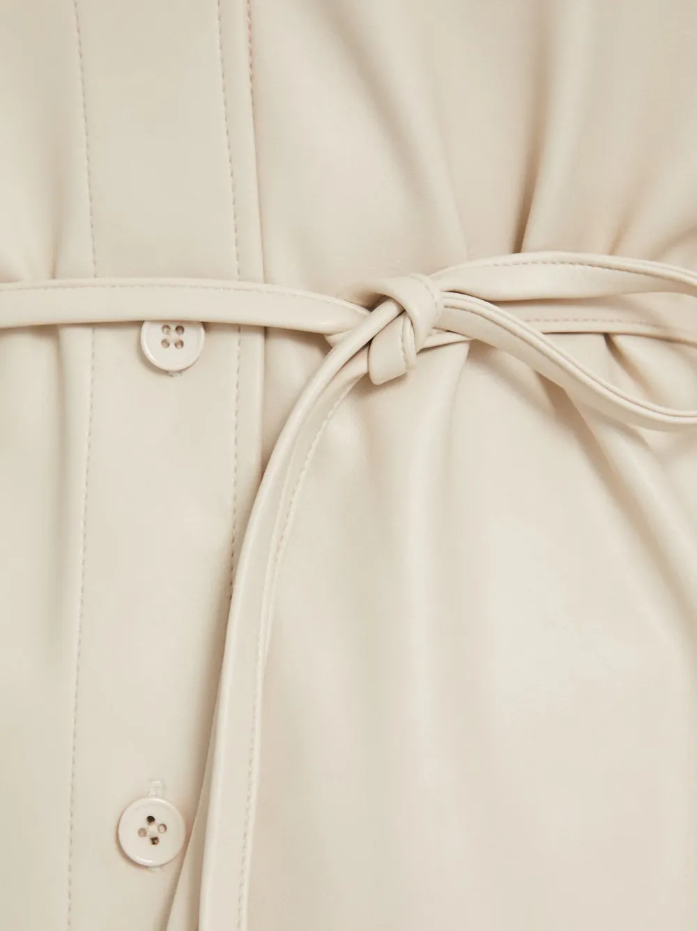 SAMSOE Blouse met knopen en ceintuur Beige