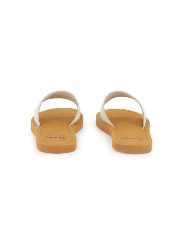 Chloé Kids logo-print Flip Flops | White | FARFETCH