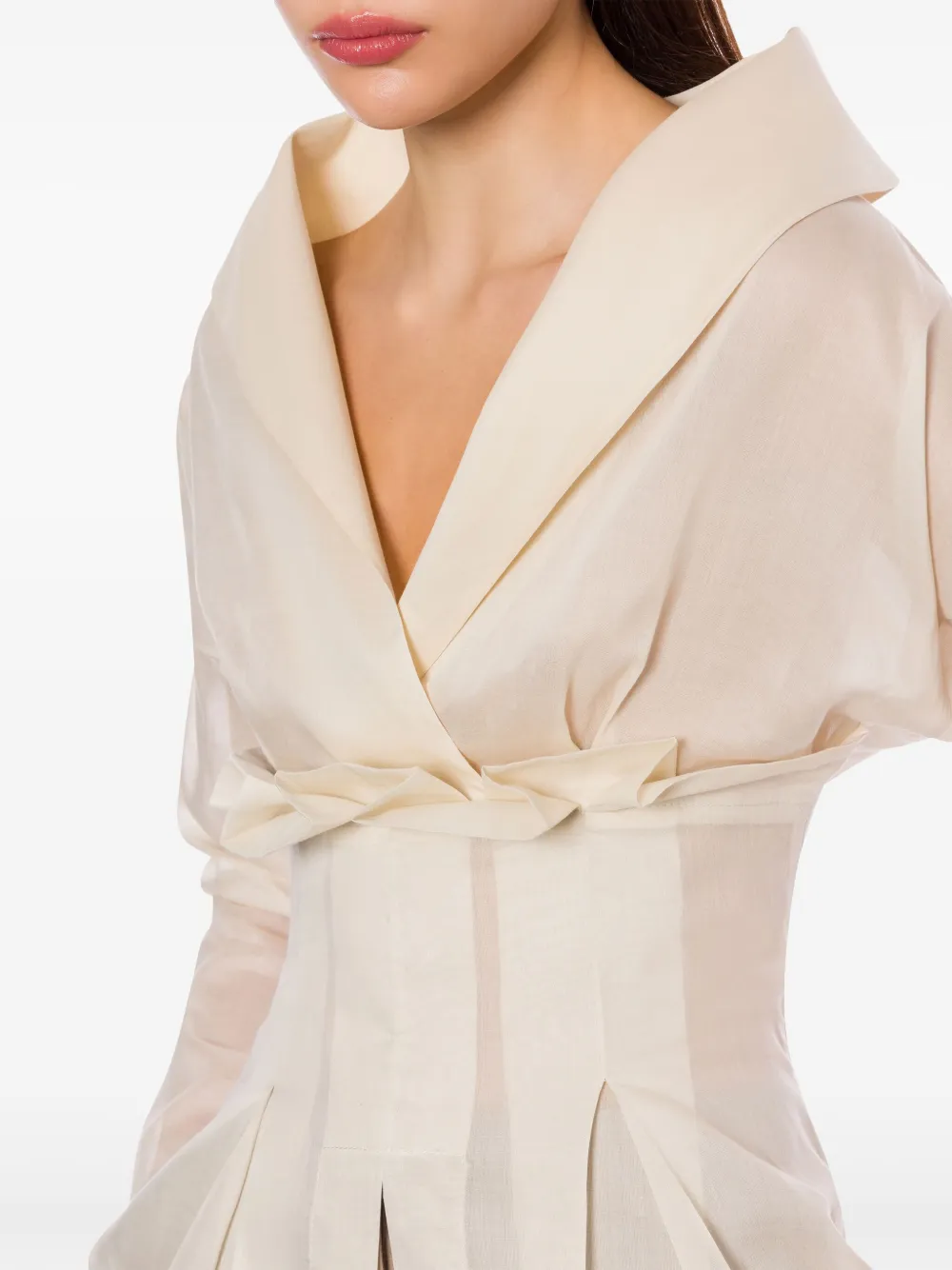 Alberta Ferretti Blouse met sjaalkraag Beige