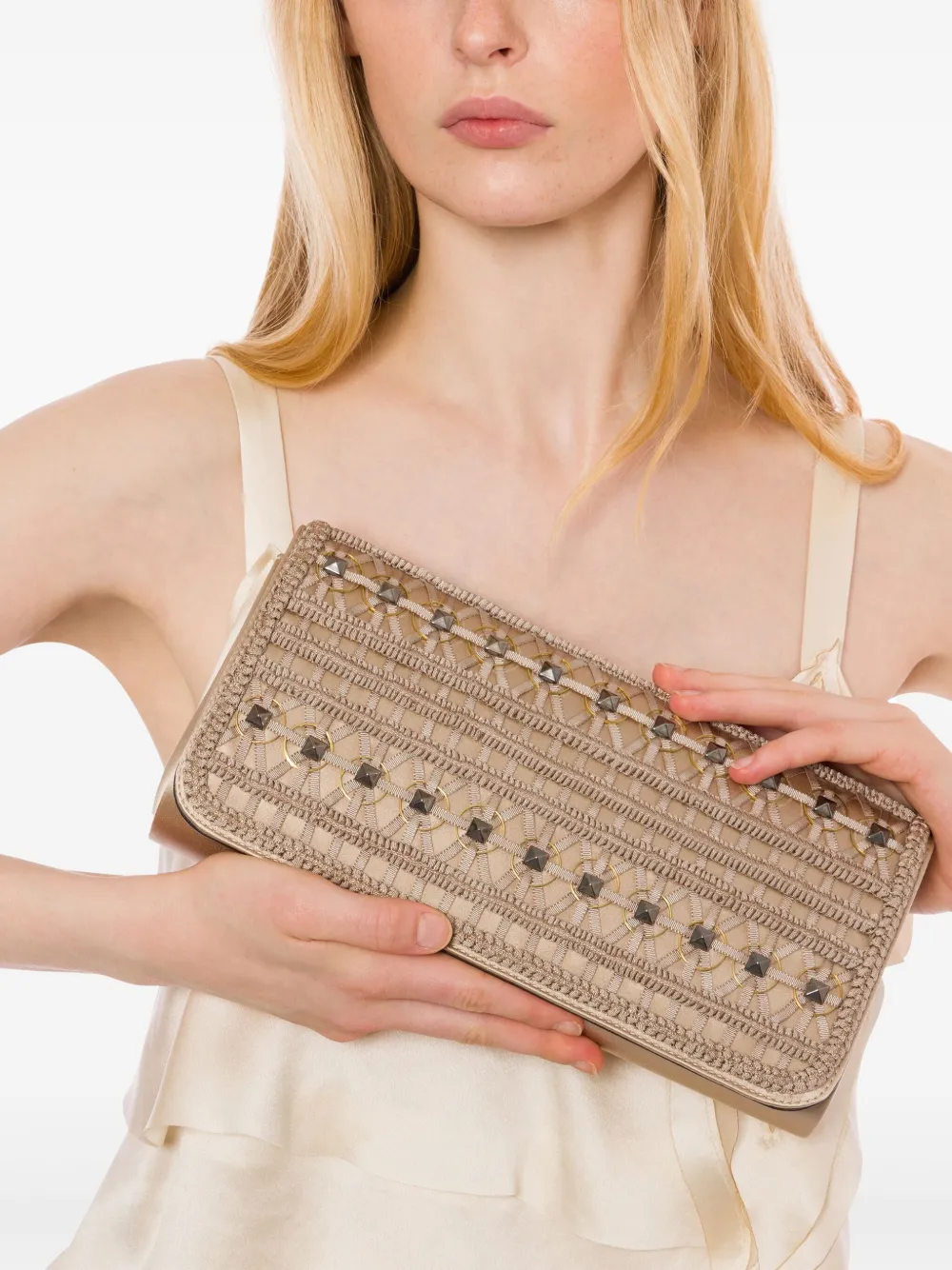 Alberta Ferretti Clutch verfraaid met studs - Beige