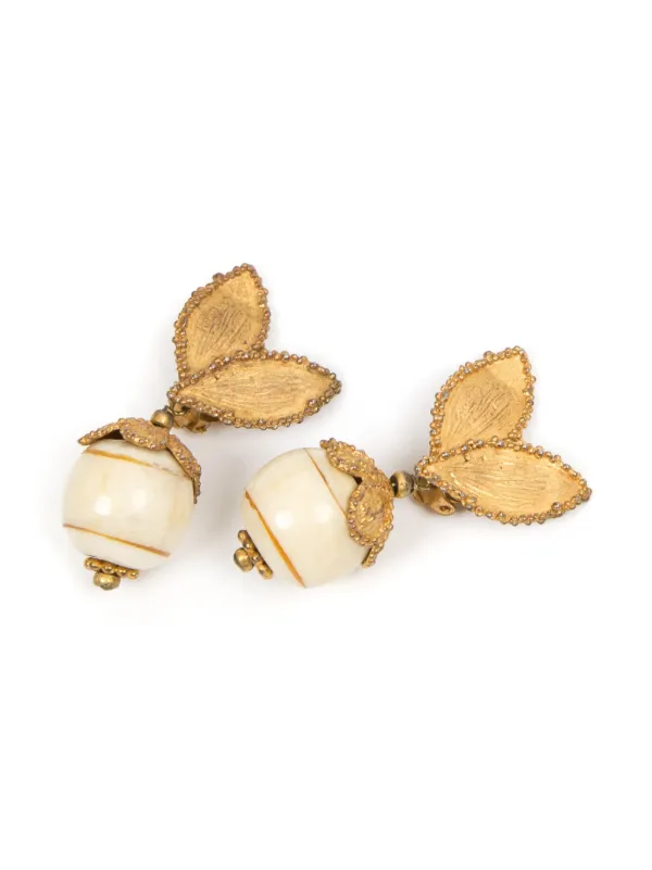 Saint Laurent Pre-Owned 1980s clip-on Earrings Gold
