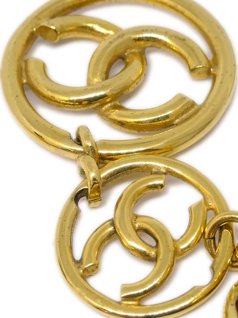 Pre-owned Chanel 1993 Cc Dangle Clip-on Earrings In Gold