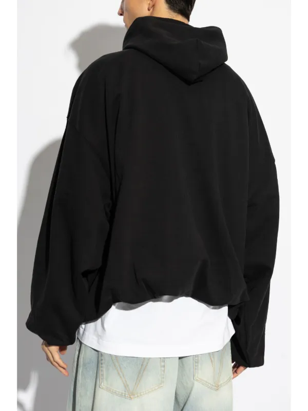 【関税込み】VETEMENTS ブラック ロゴ刺繍 スウェットシャツ VETEMENTS ロゴ スウェットシャツ | ブラック | FARFETCH JP