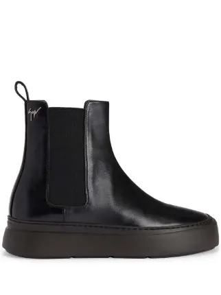 Giuseppe Zanotti