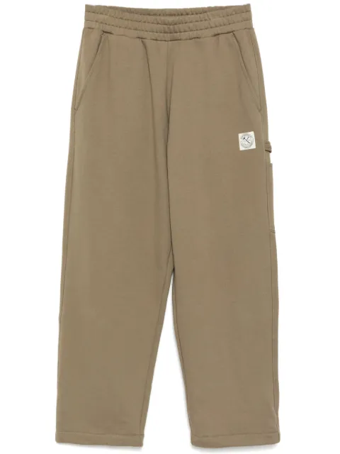 izzue logo patch sweatpants