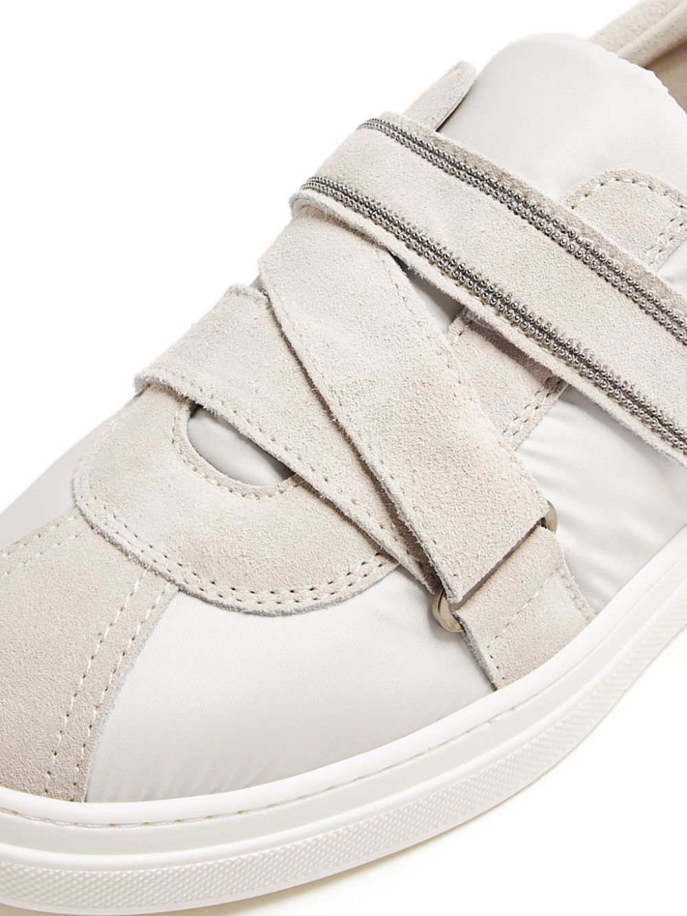 Brunello Cucinelli Sneakers verfraaid met monilikralen Beige