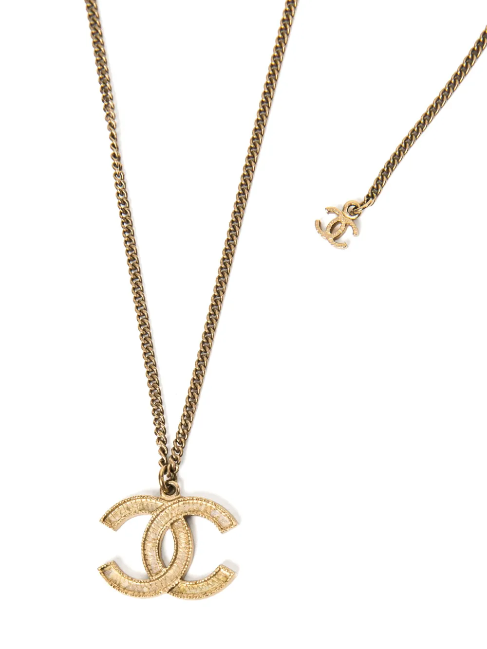 Pre-owned Chanel 2015 Cc Pendant Necklace In Gold