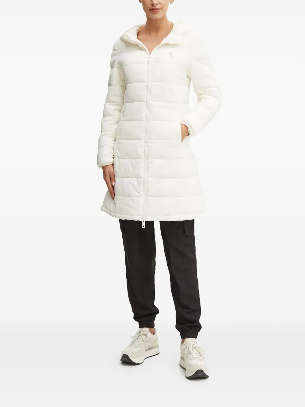 GUESS USA chamarra capitonada con capucha | Parkas | Image 2