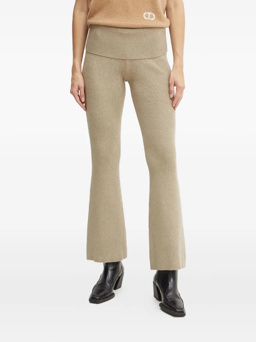 GUESS USA リブ パンツ - ニュートラル GUESS USA リブ パンツ - ニュートラル