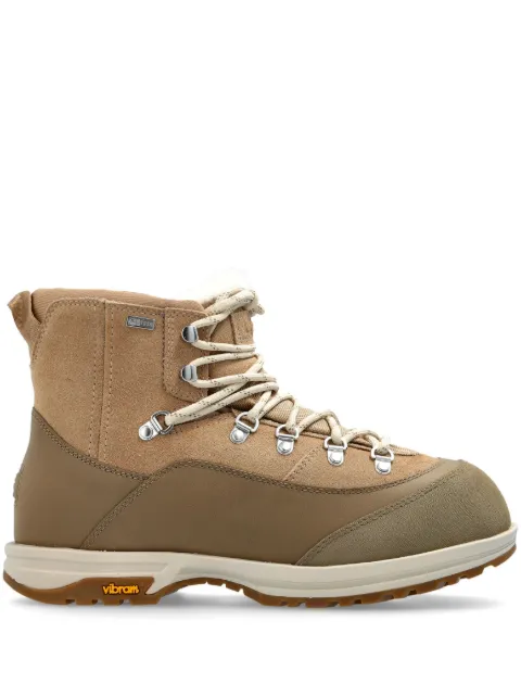 UGG Brecken boots 
