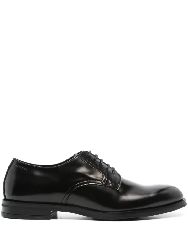 Stuart Weitzman Club Classic Derby Shoes in Black