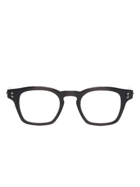 Akoni Wise Two glasses 