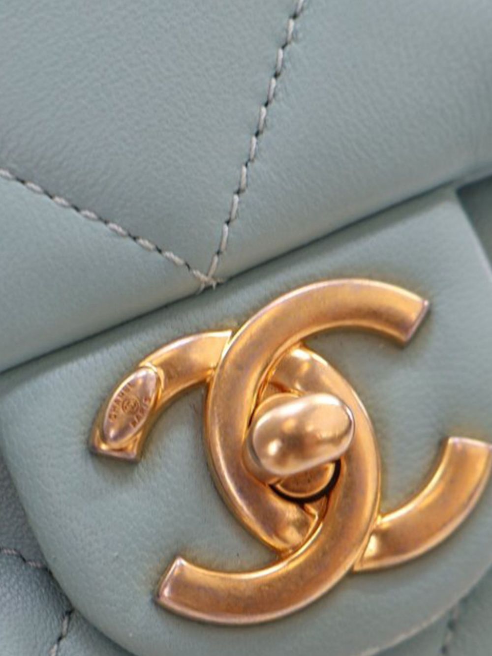 CHANEL 2019 Mini Lambskin In The Loop Flap satchel Women