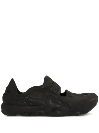 ★人気★【NIKE】★ISPA UNIVERSAL★23-31cm★BLACK★ Nike ISPA Universal | Black | FARFETCH