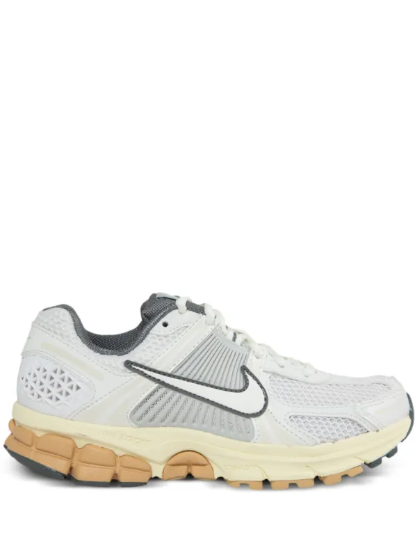 nike white and tan shoes