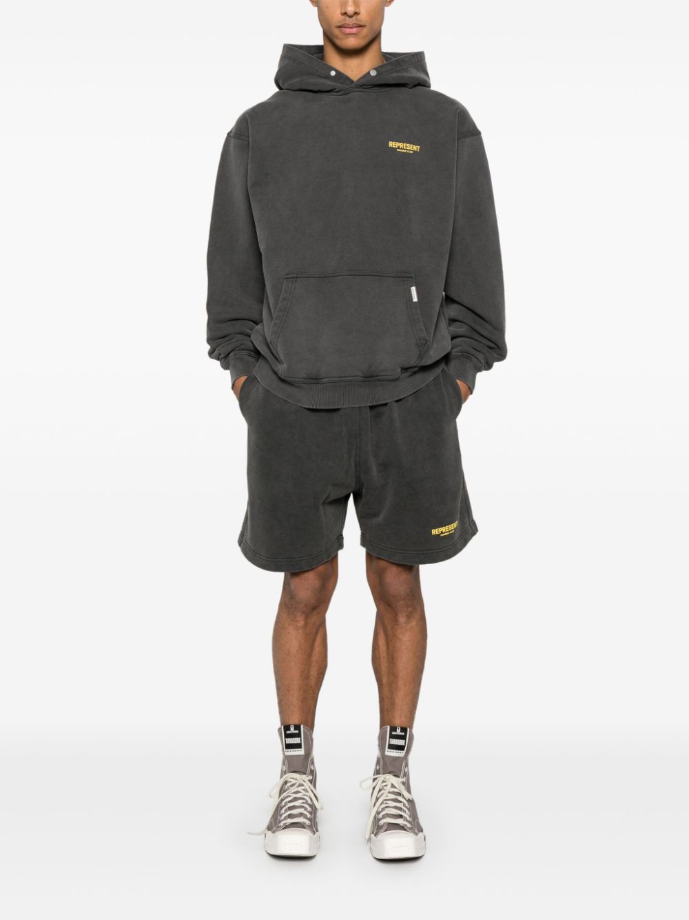 Represent Owners Club track shorts - Grijs